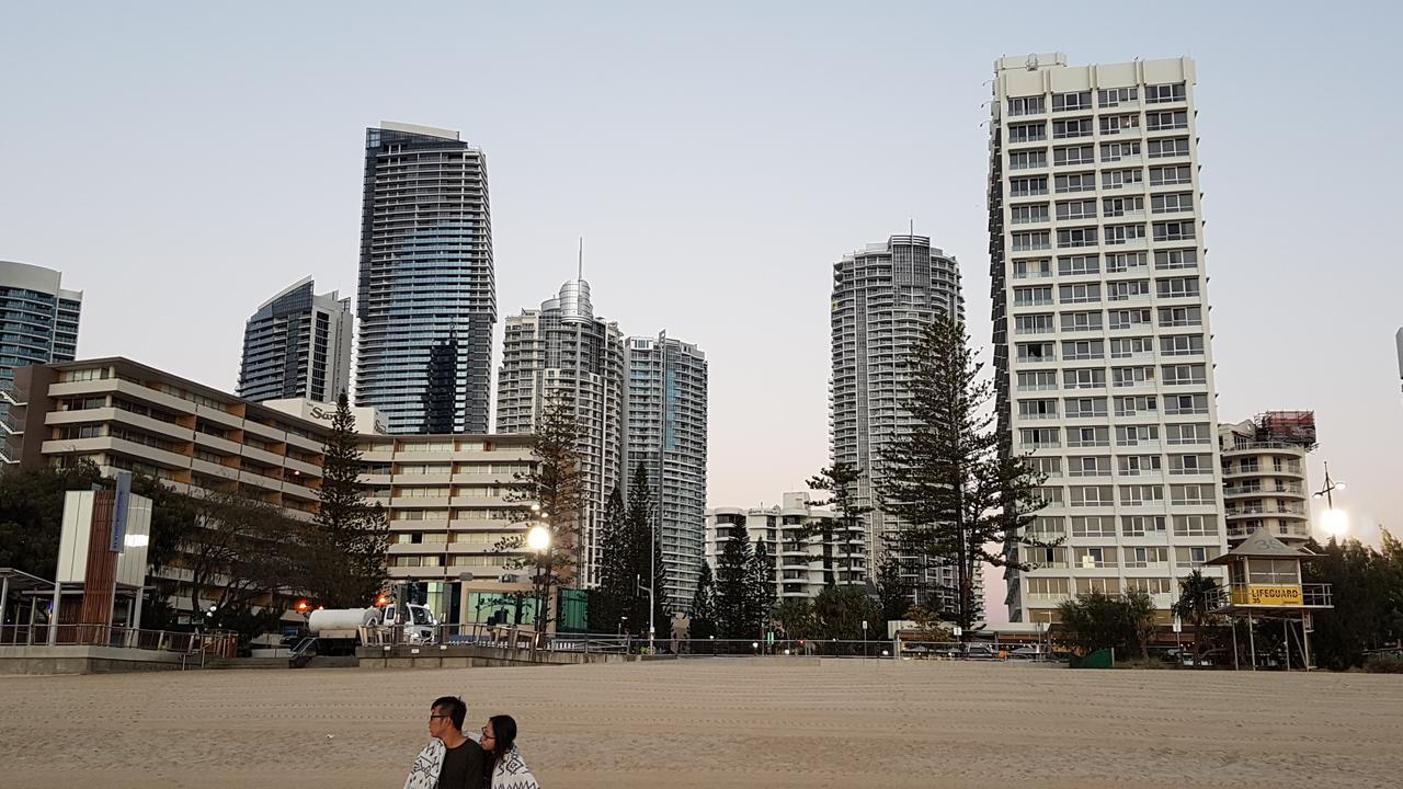 Monte Carlo Leilighet Surfers Paradise Eksteriør bilde